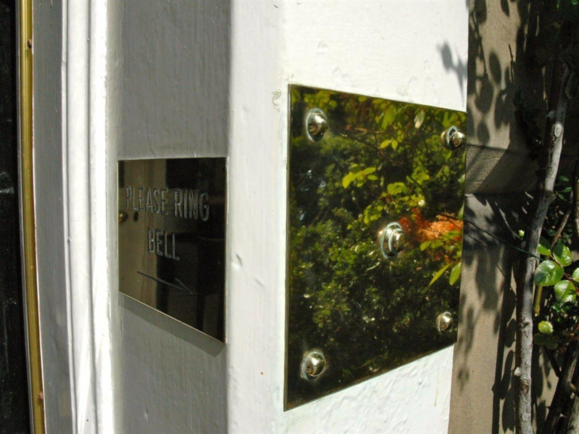 Bonnington Guest House เอดินบะระ ภายนอก รูปภาพ