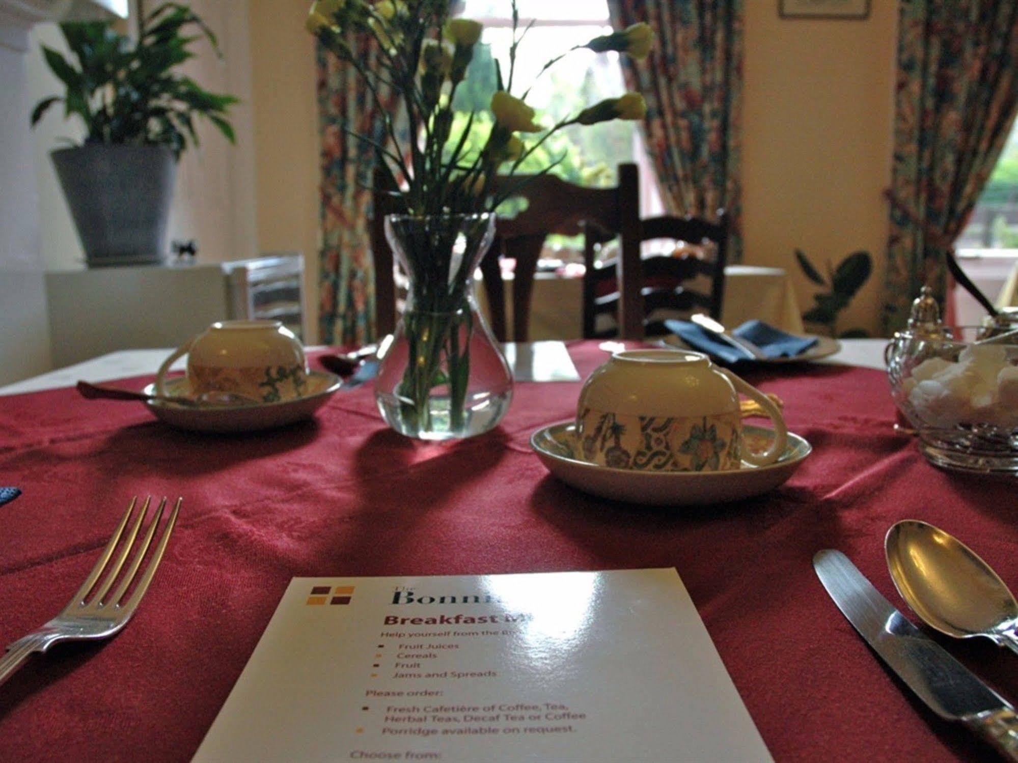 Bonnington Guest House เอดินบะระ ภายนอก รูปภาพ