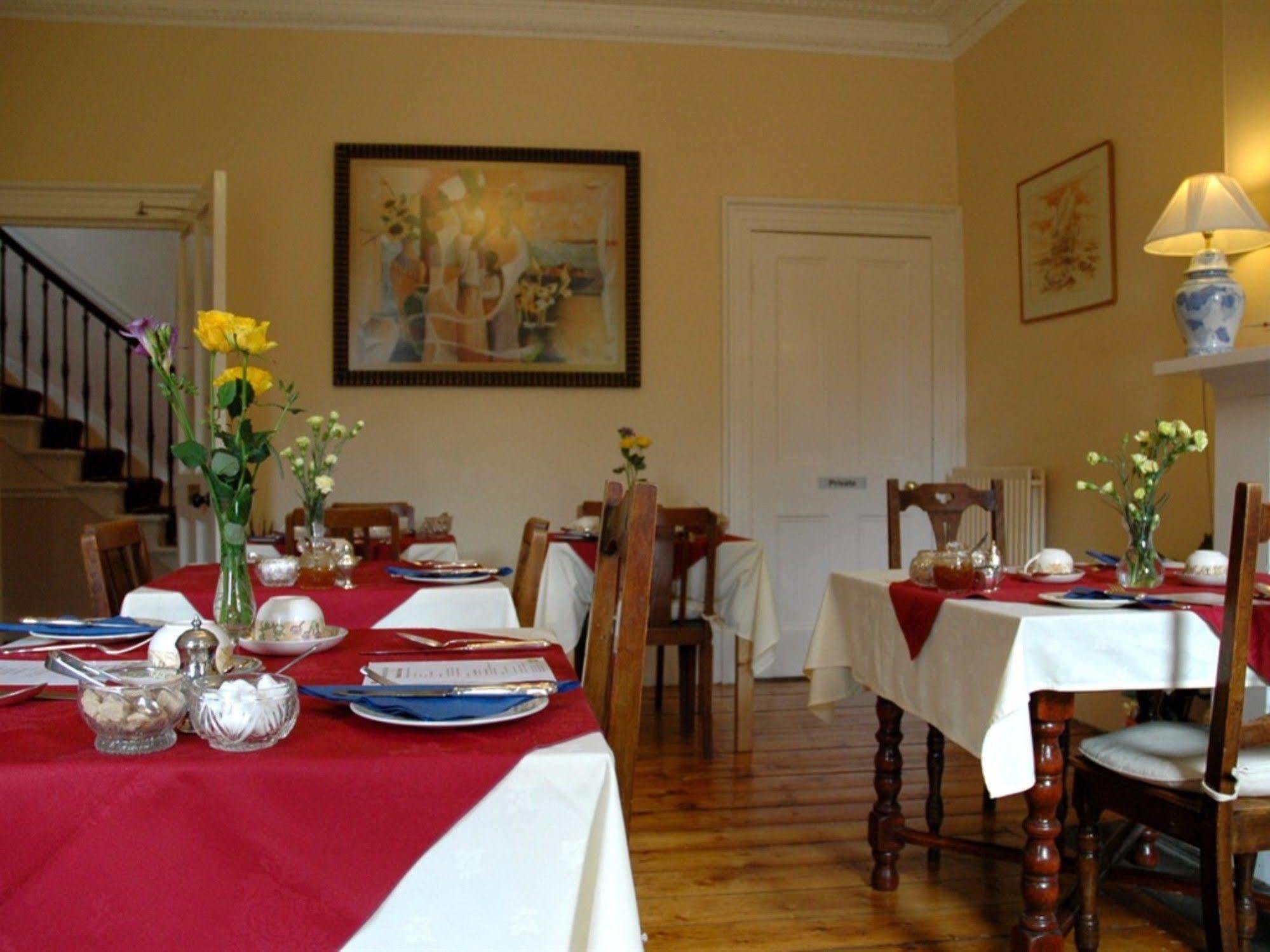 Bonnington Guest House เอดินบะระ ภายนอก รูปภาพ