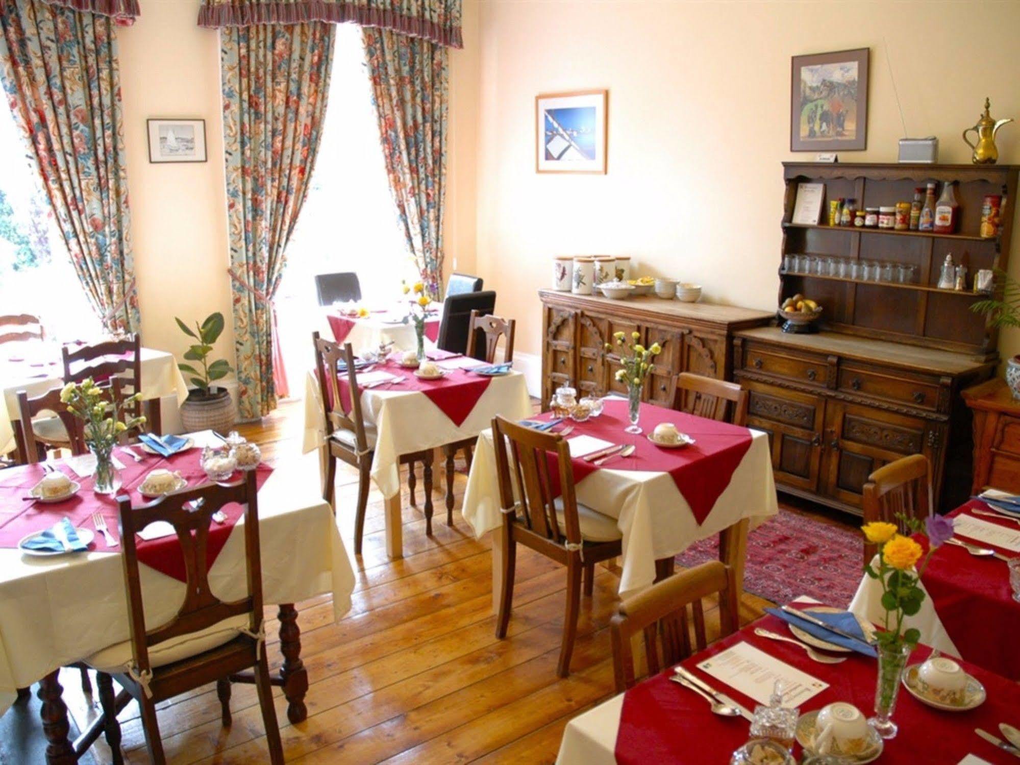 Bonnington Guest House เอดินบะระ ภายนอก รูปภาพ
