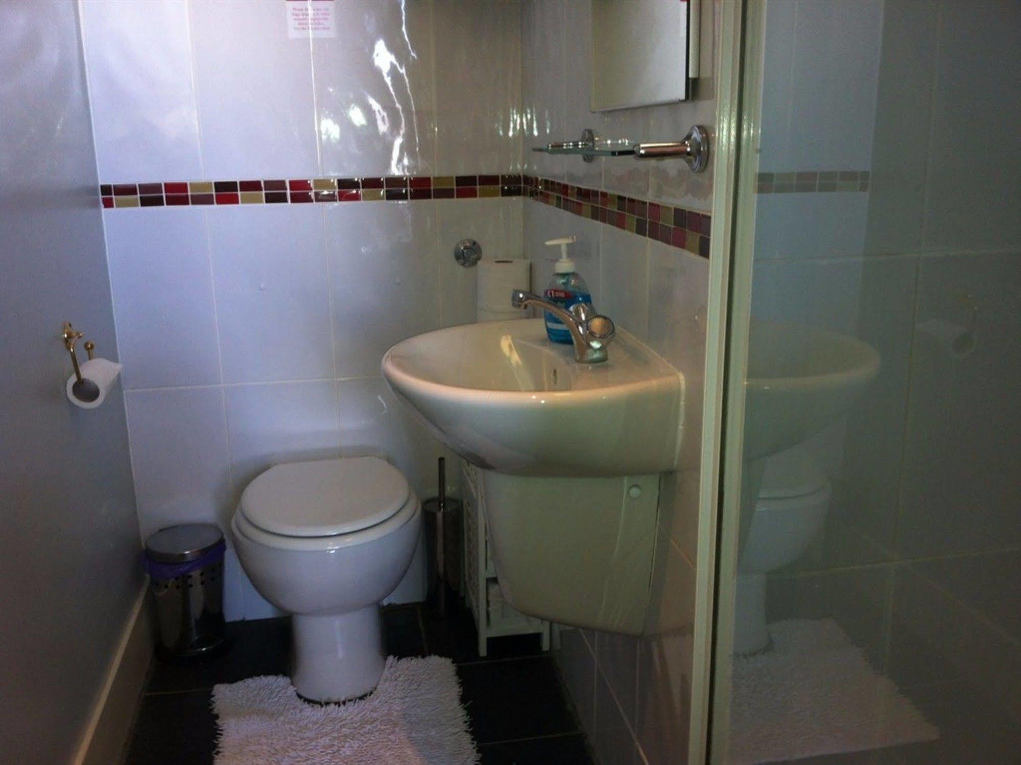Bonnington Guest House เอดินบะระ ภายนอก รูปภาพ