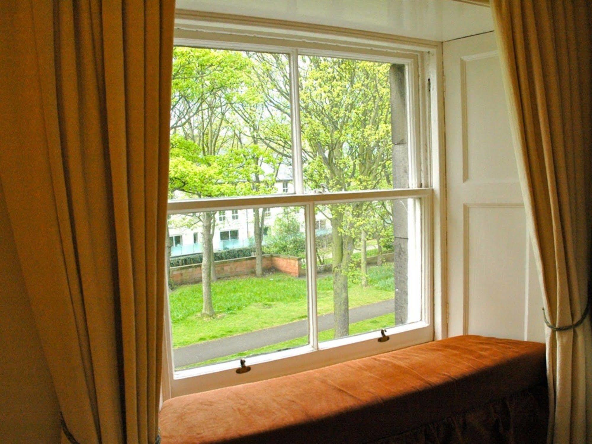 Bonnington Guest House เอดินบะระ ภายนอก รูปภาพ