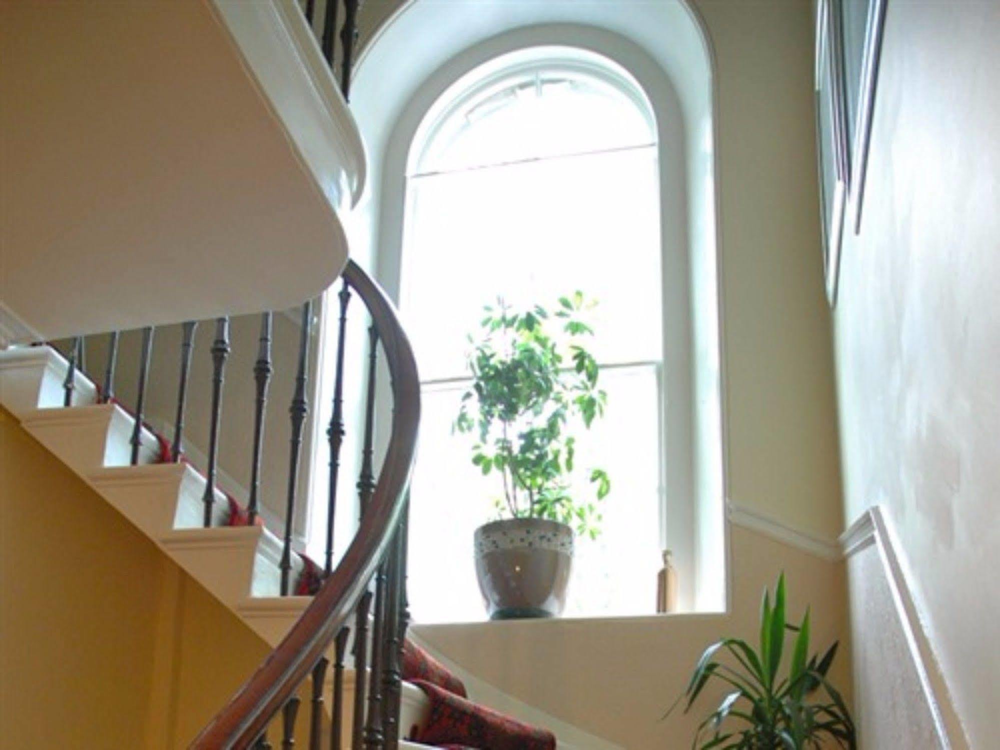 Bonnington Guest House เอดินบะระ ภายนอก รูปภาพ